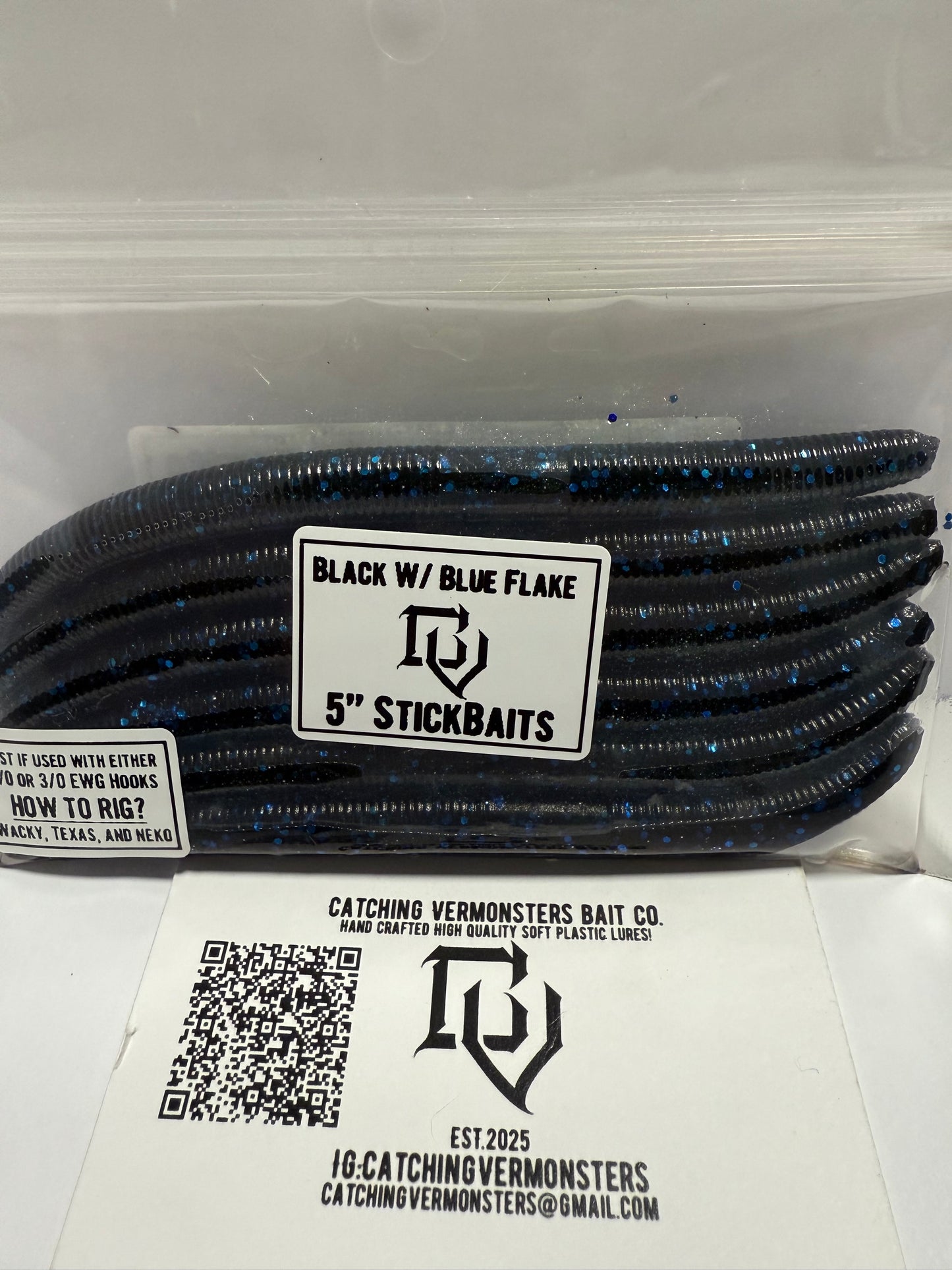 STICKBAITS-Black W/ Blue Flake ⚫️🔵