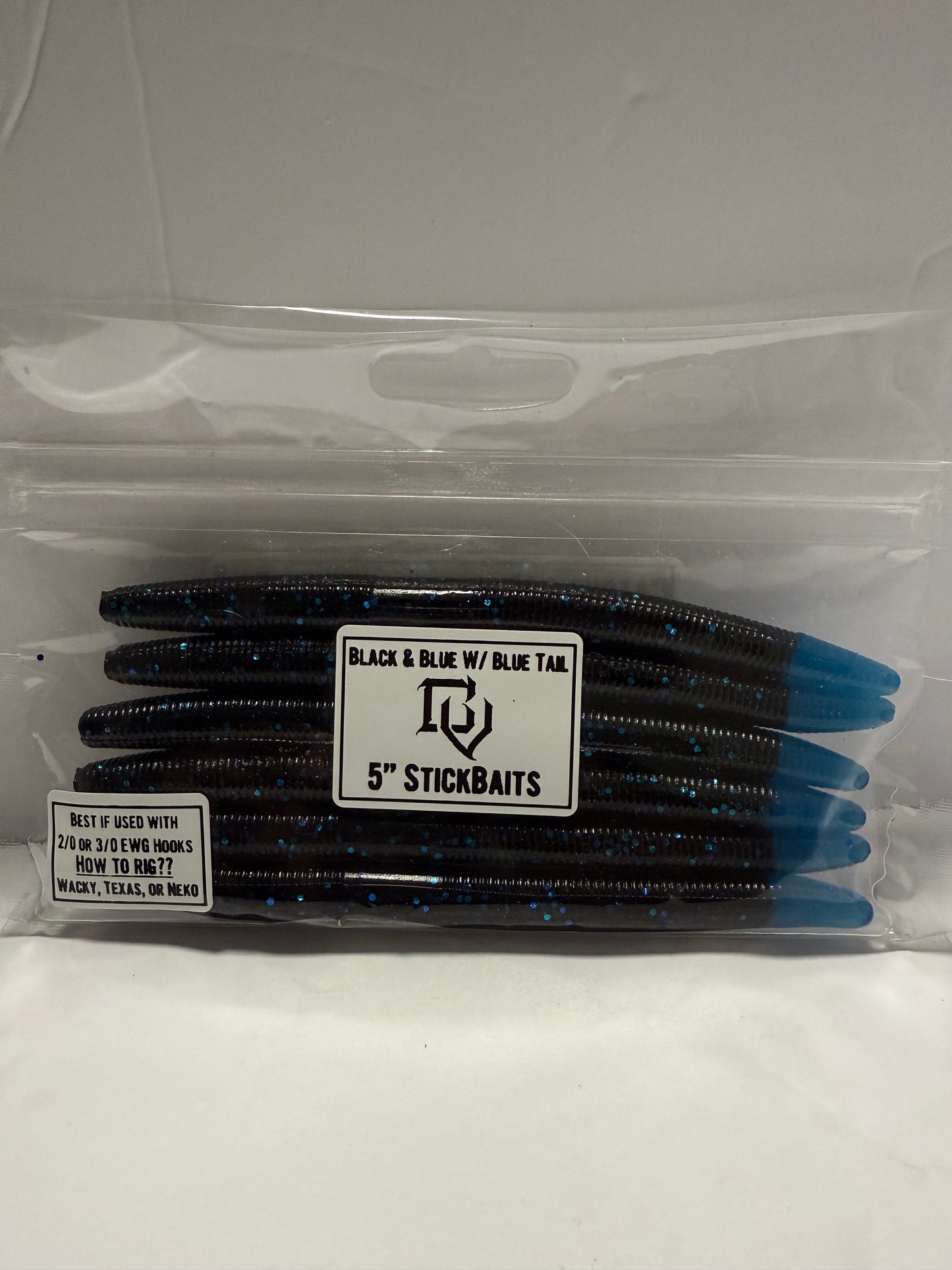 STICKBAITS-Black&Blue W/ Blue Tail
